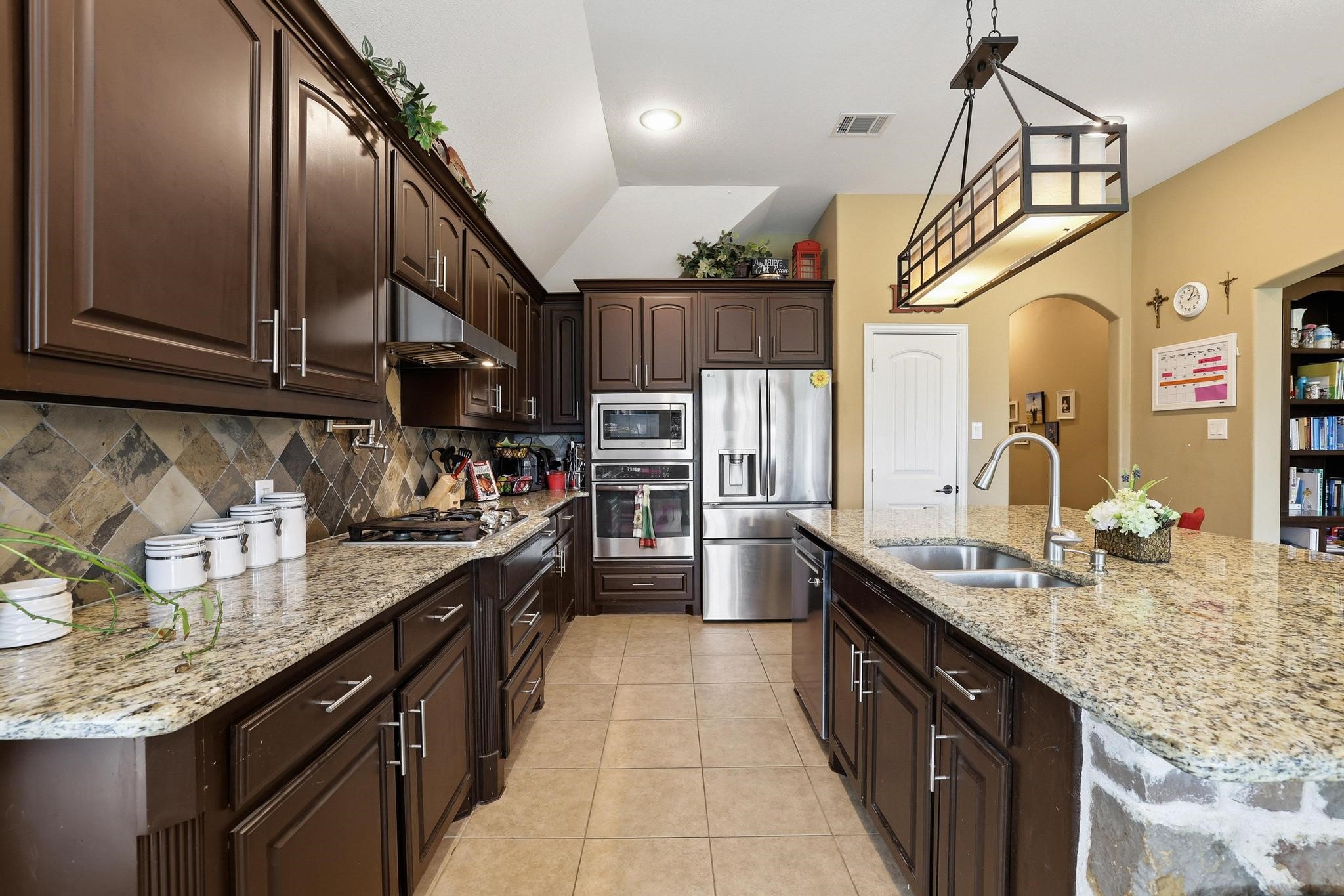 603 E Saunders Street Trenton TX 75490