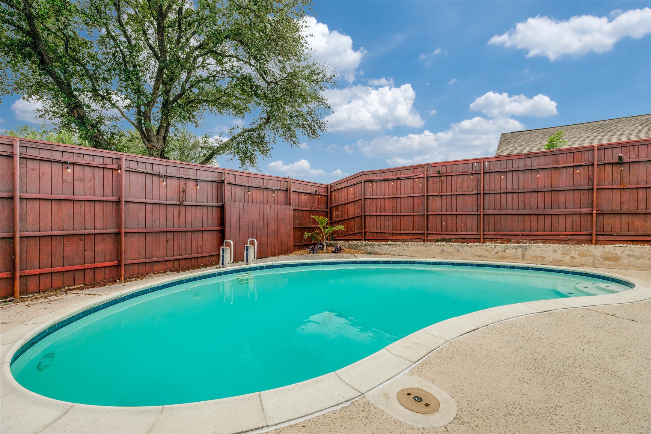 3402 Flagstone Drive Garland TX 75044