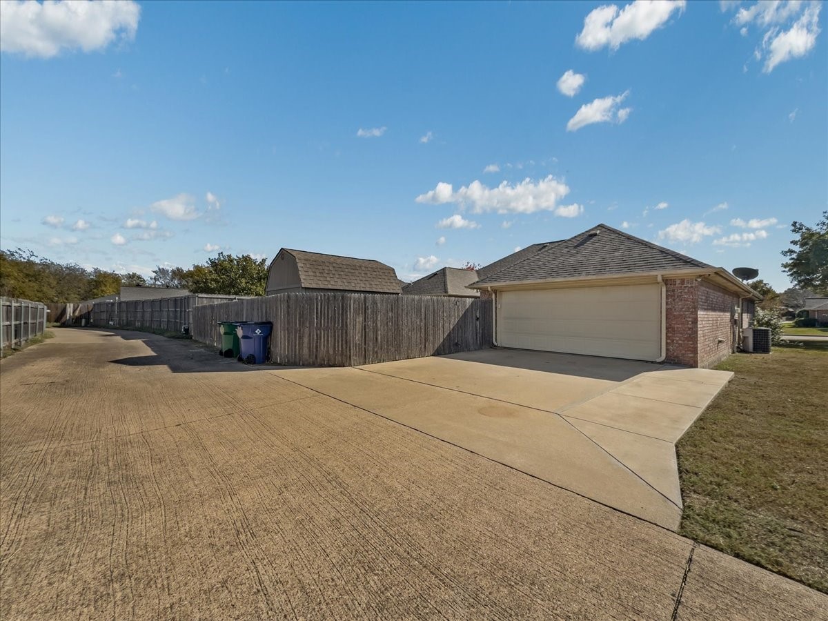 112 Santa Fe Trail Waxahachie TX 75165