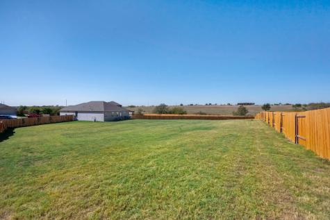 108 Saloon Cove W Newark TX 76071