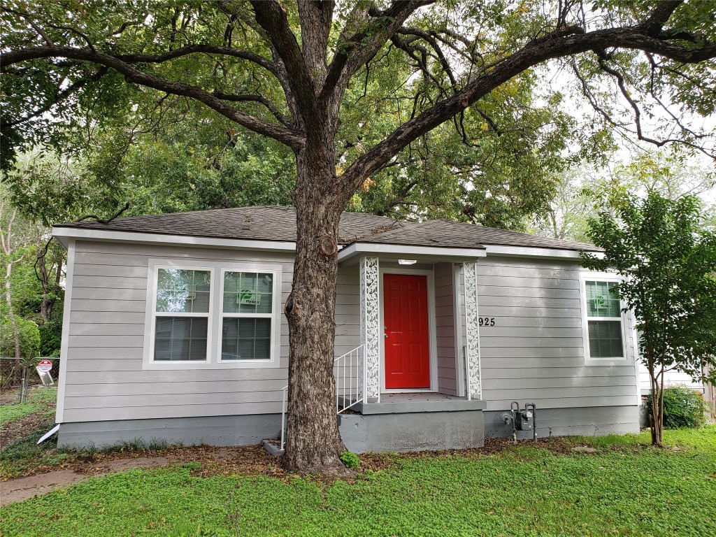 2925 Sharon Street Dallas TX 75211