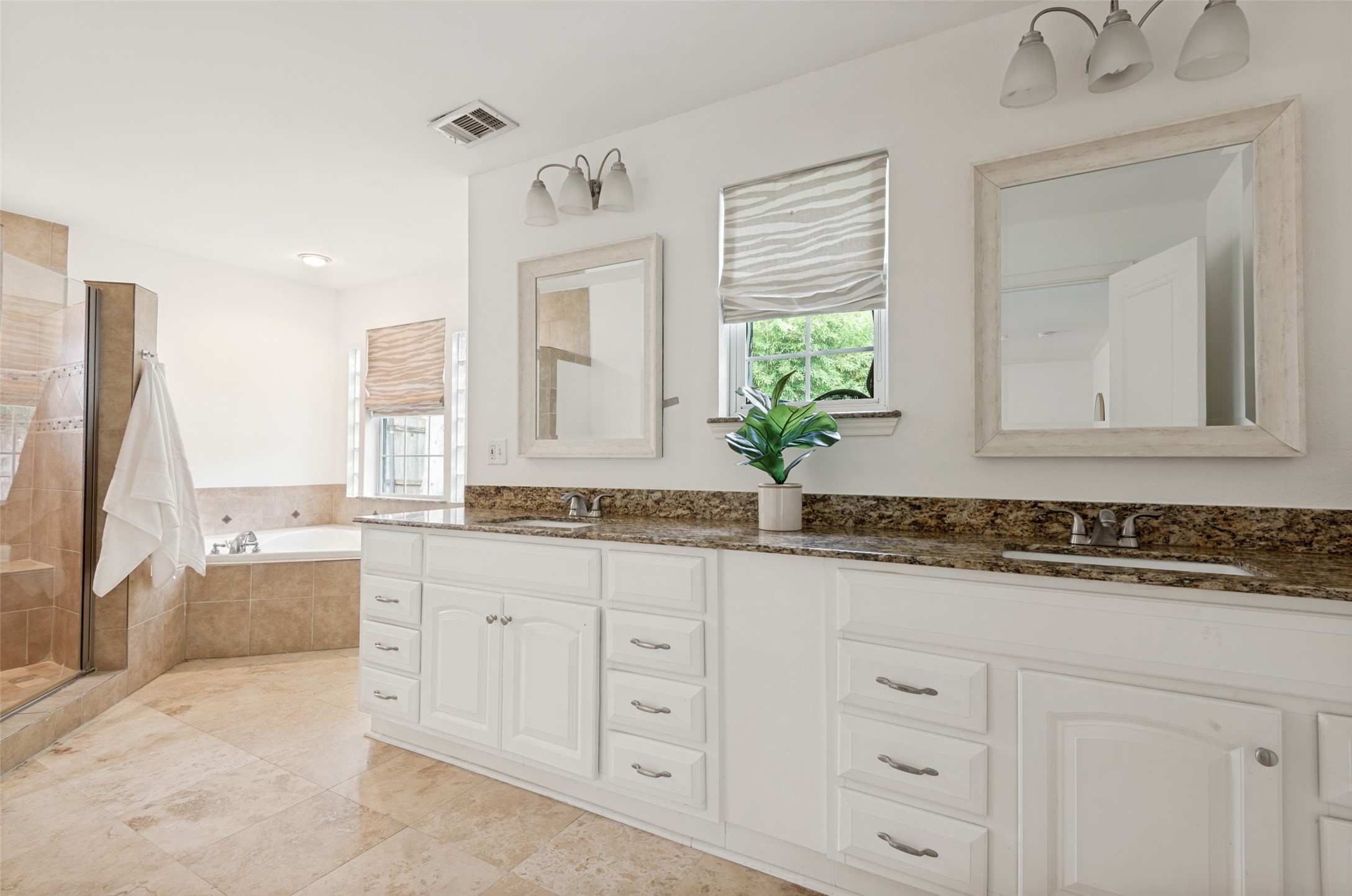 3314 Brookhaven Club Drive Farmers Branch TX 75234