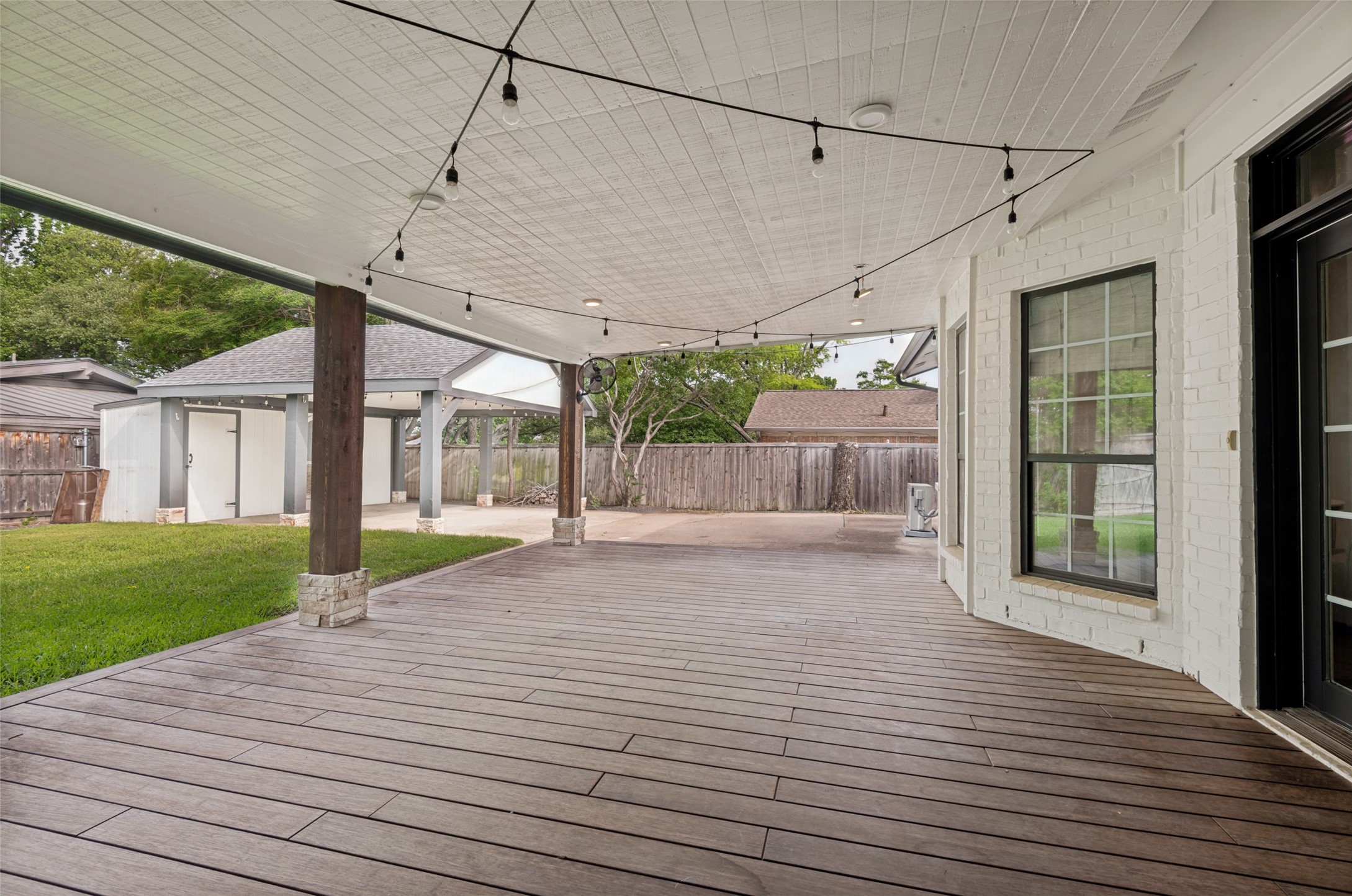 3314 Brookhaven Club Drive Farmers Branch TX 75234