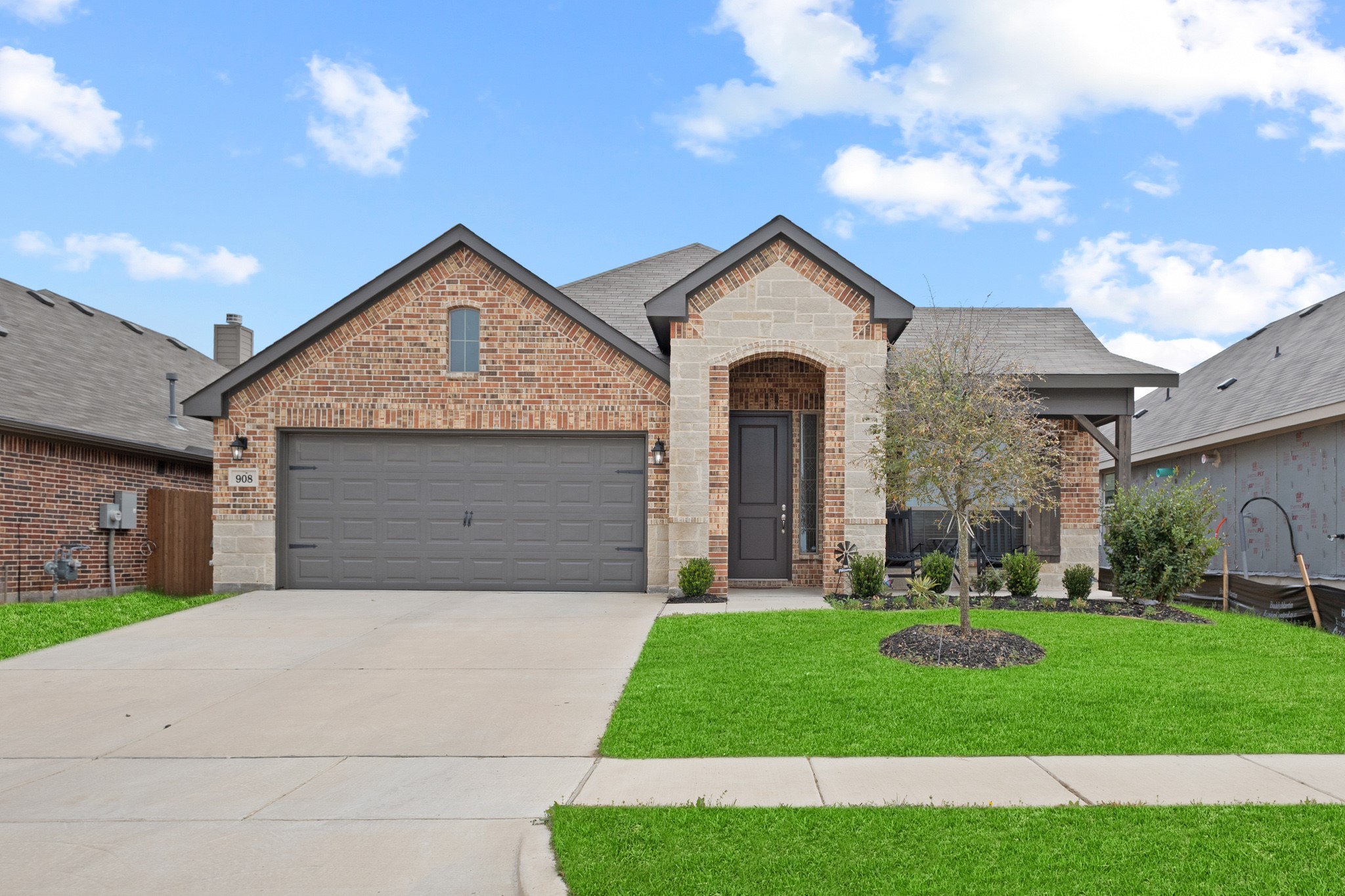 908 Madeline Lane Cleburne TX 76033