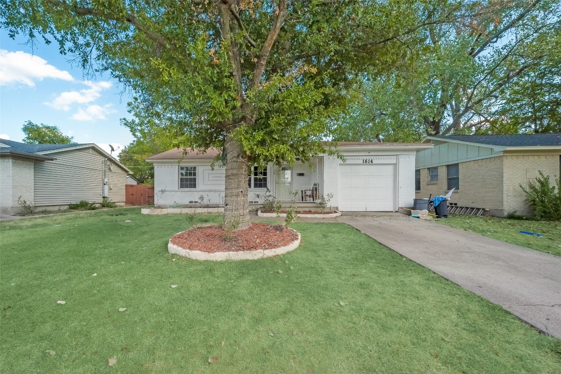 1614 Alta Vista Street Mesquite TX 75149