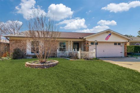 721 NW Ann Lois Lane Burleson TX 76028