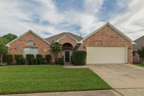 6233 Roaring Springs Drive North Richland Hills TX 76180