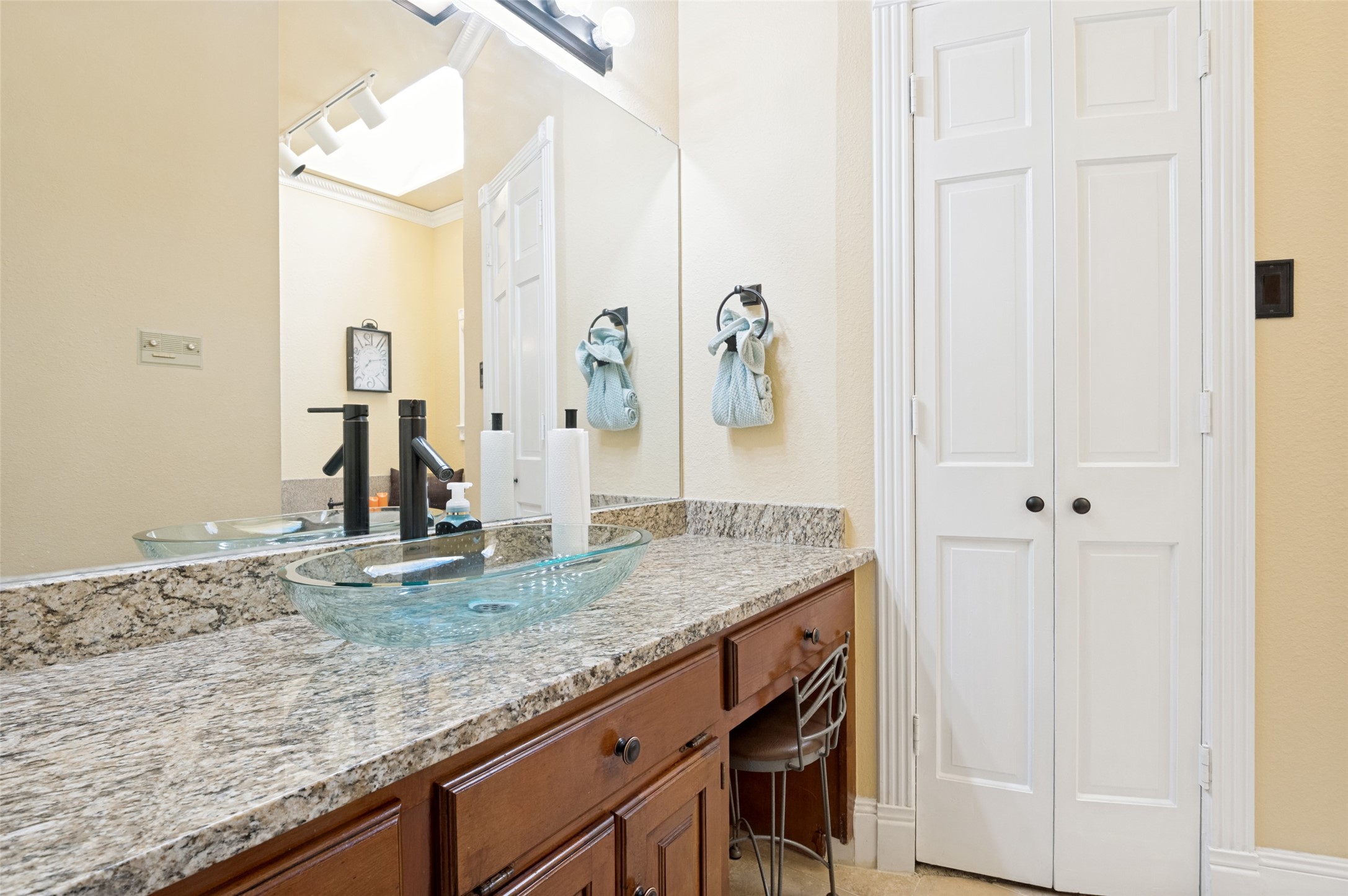 636 Bent Creek Drive Desoto TX 75115