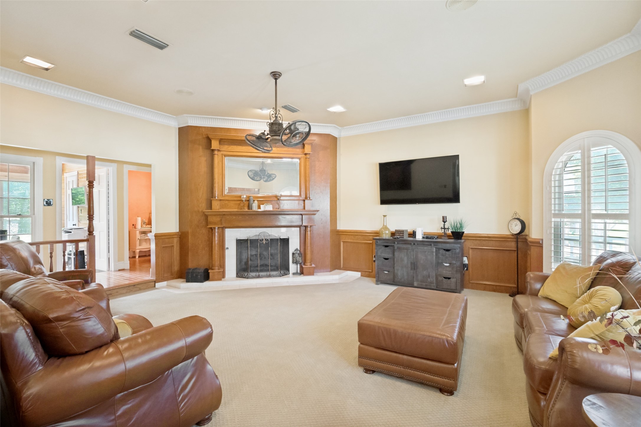 636 Bent Creek Drive Desoto TX 75115