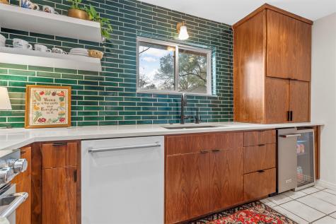 2516 Old Oaks Drive Waco TX 76710