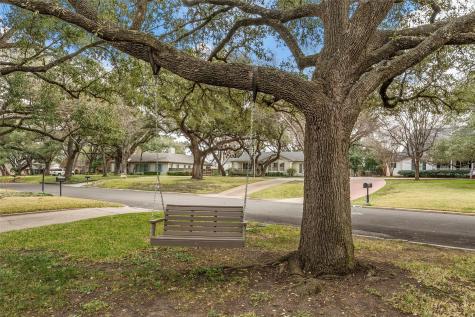 2516 Old Oaks Drive Waco TX 76710