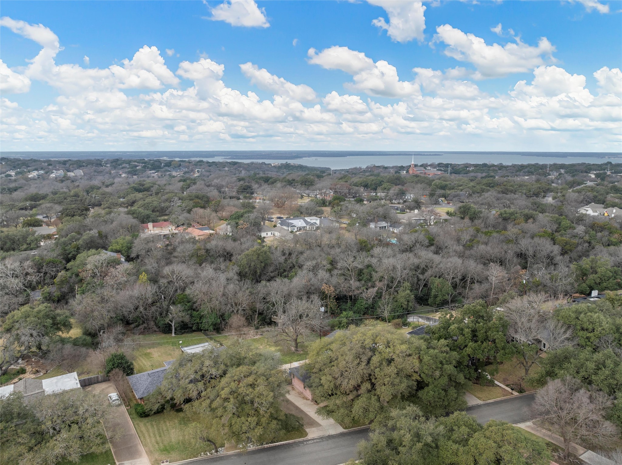 2516 Old Oaks Drive Waco TX 76710