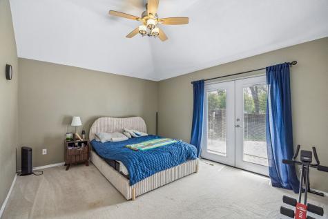 9404 Penny Lane Irving TX 75063