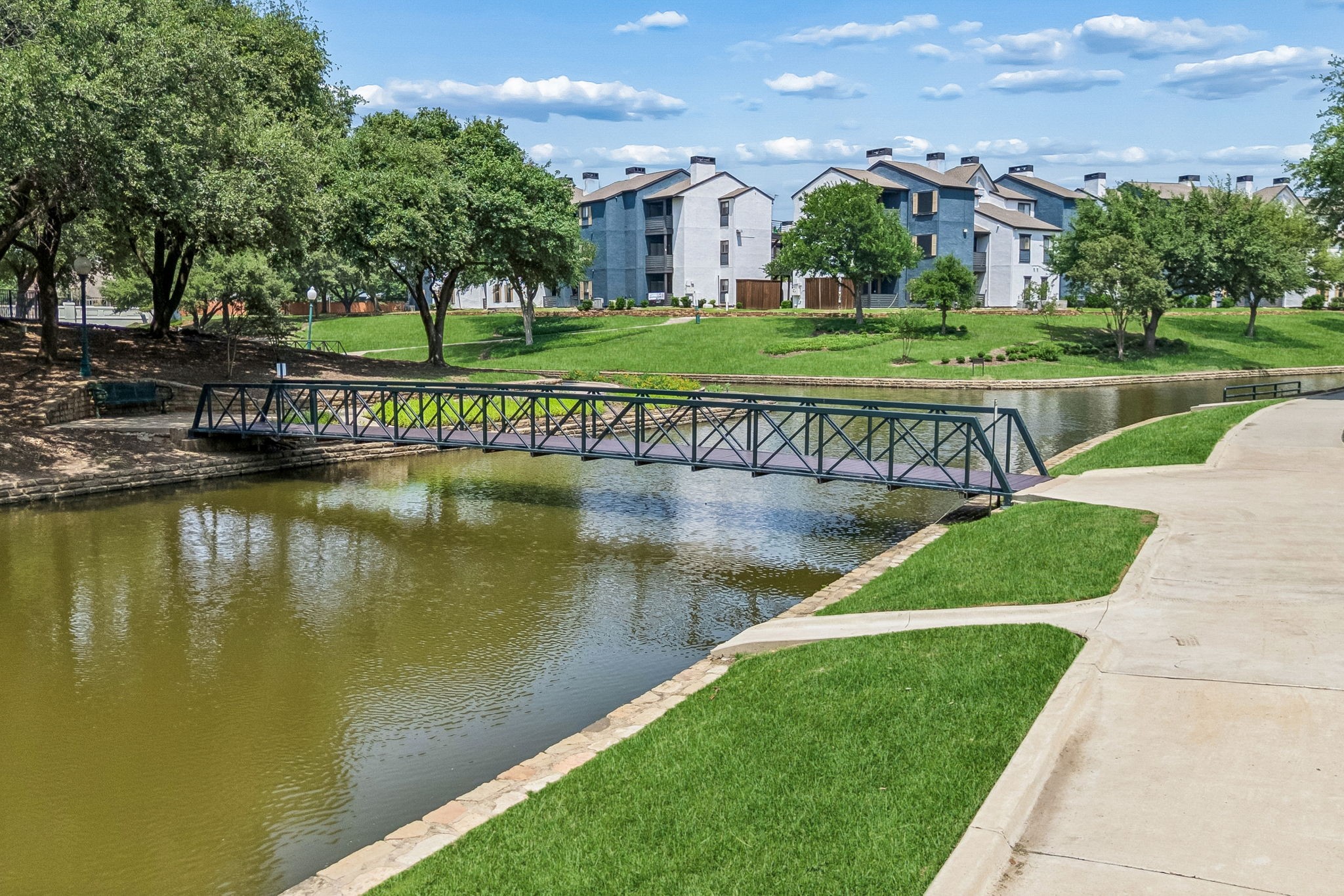 9404 Penny Lane Irving TX 75063