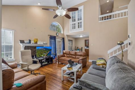 9404 Penny Lane Irving TX 75063
