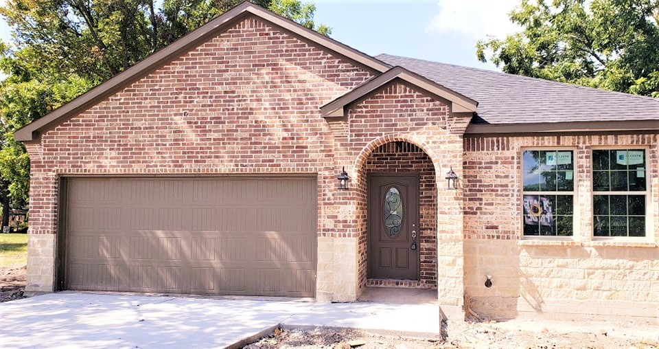 306 College Street Crandall TX 75114