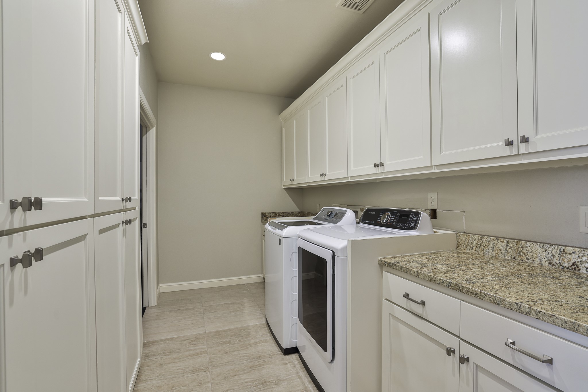 7001 Oakmont Terrace Fort Worth TX 76132