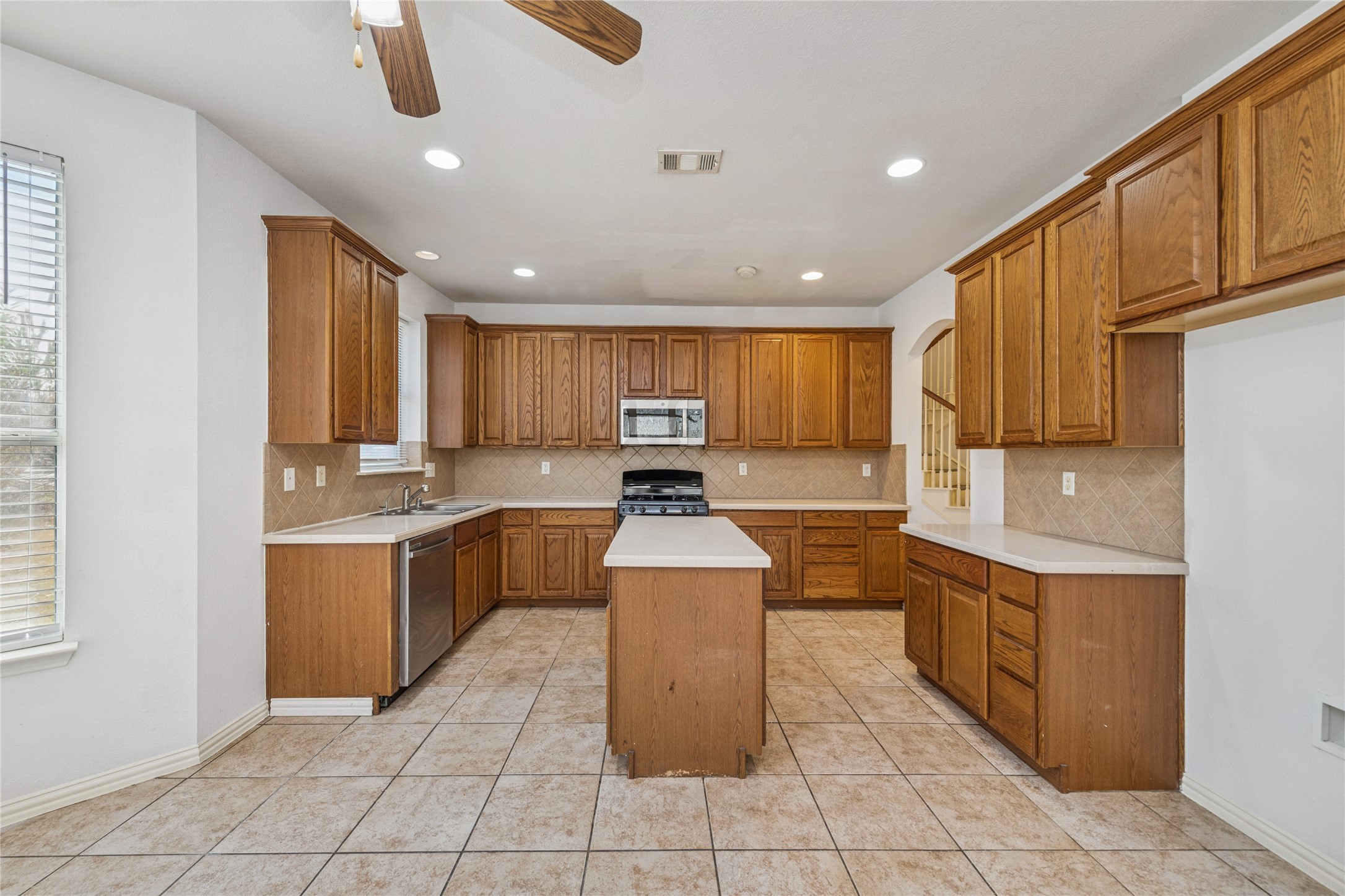 4921 Kingfisher Lane Mesquite TX 75181