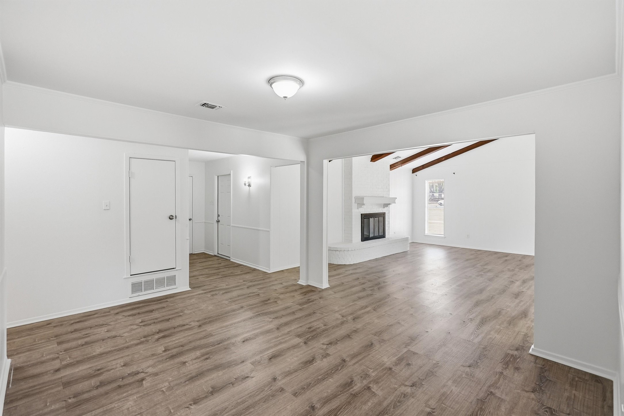 6106 Laredo Court Granbury TX 76049
