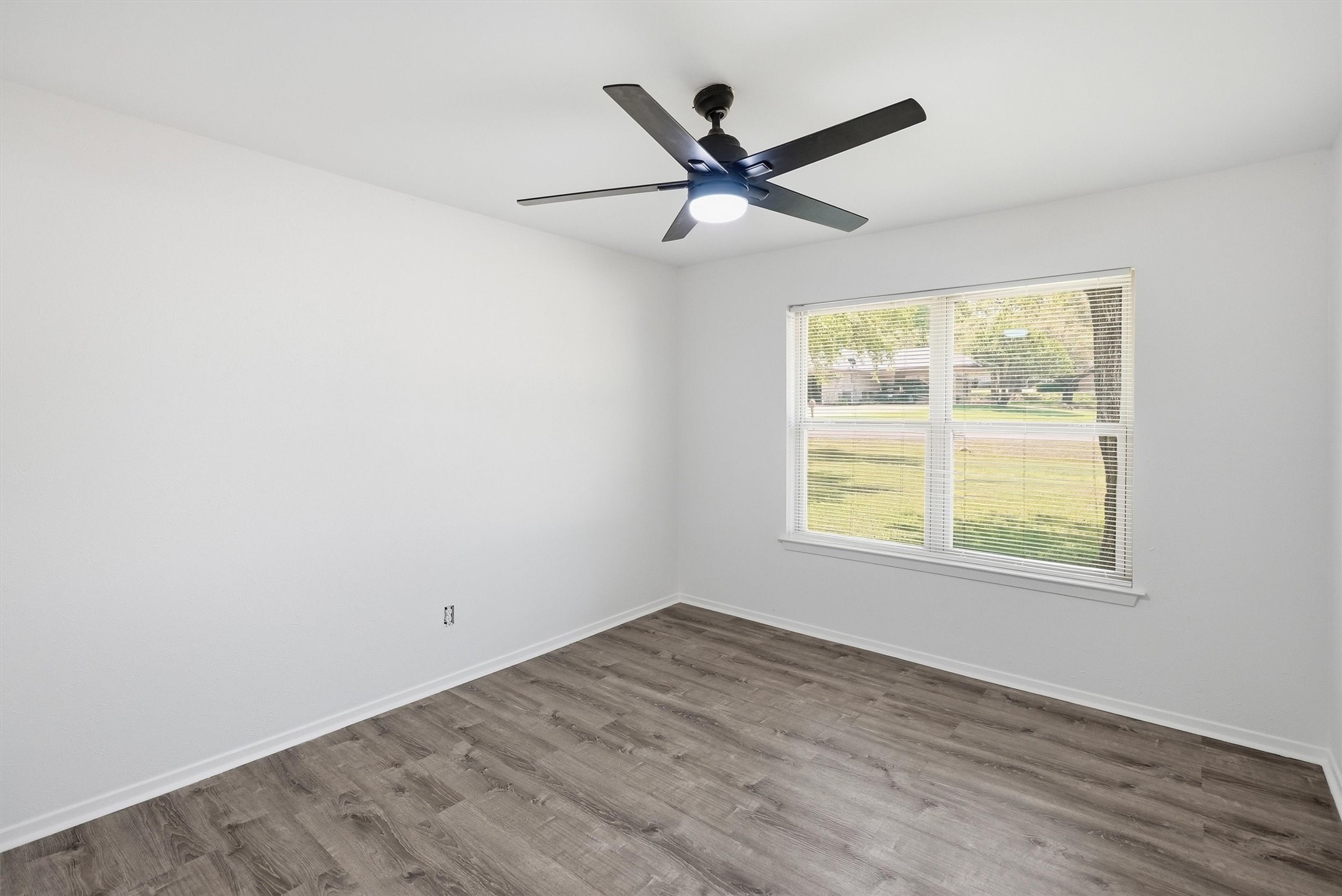 6106 Laredo Court Granbury TX 76049