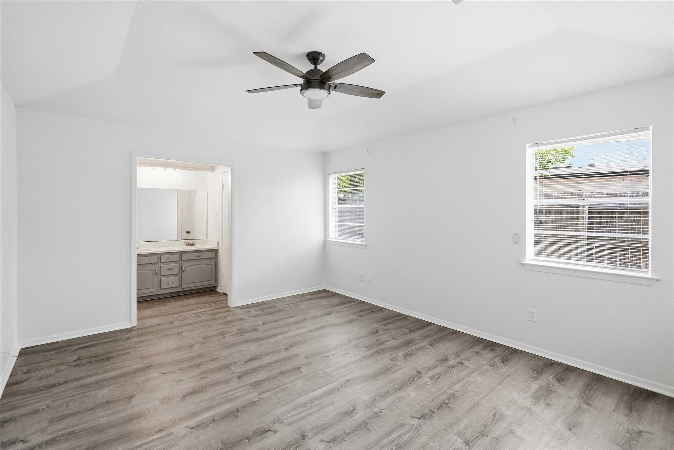 6106 Laredo Court Granbury TX 76049