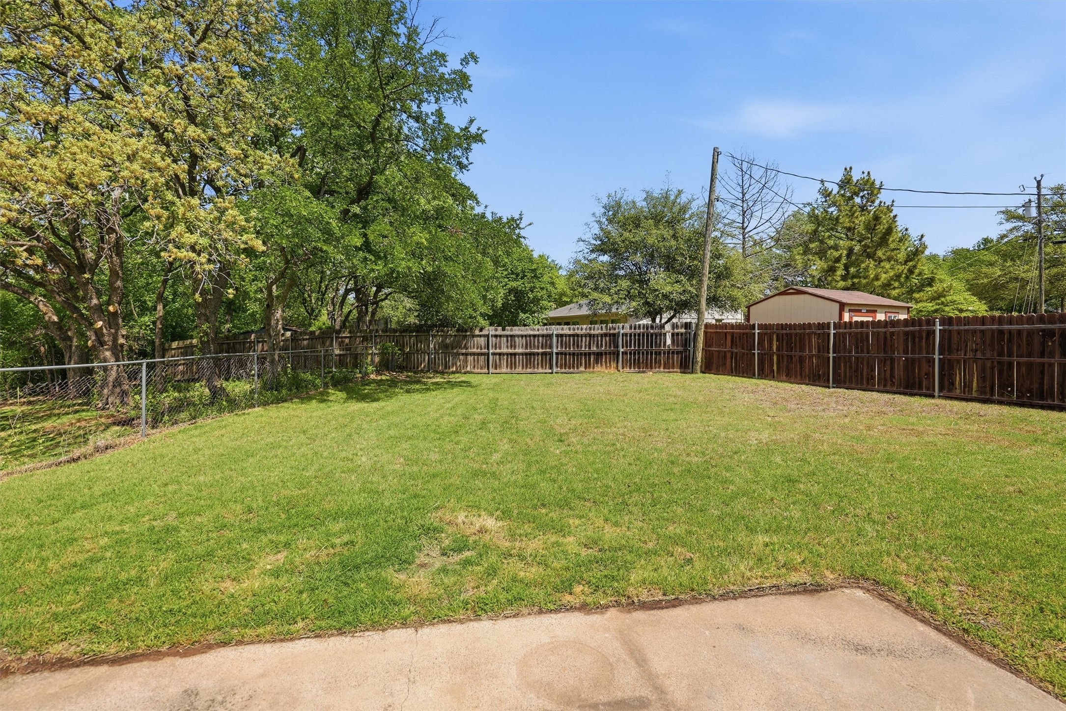 6106 Laredo Court Granbury TX 76049