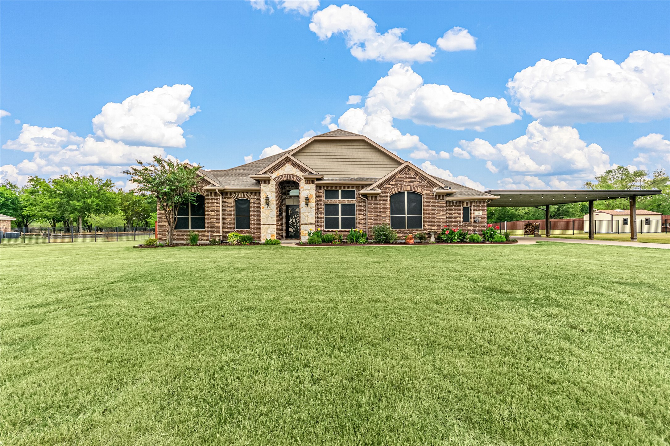 2322 Laci Lane Royse City TX 75189