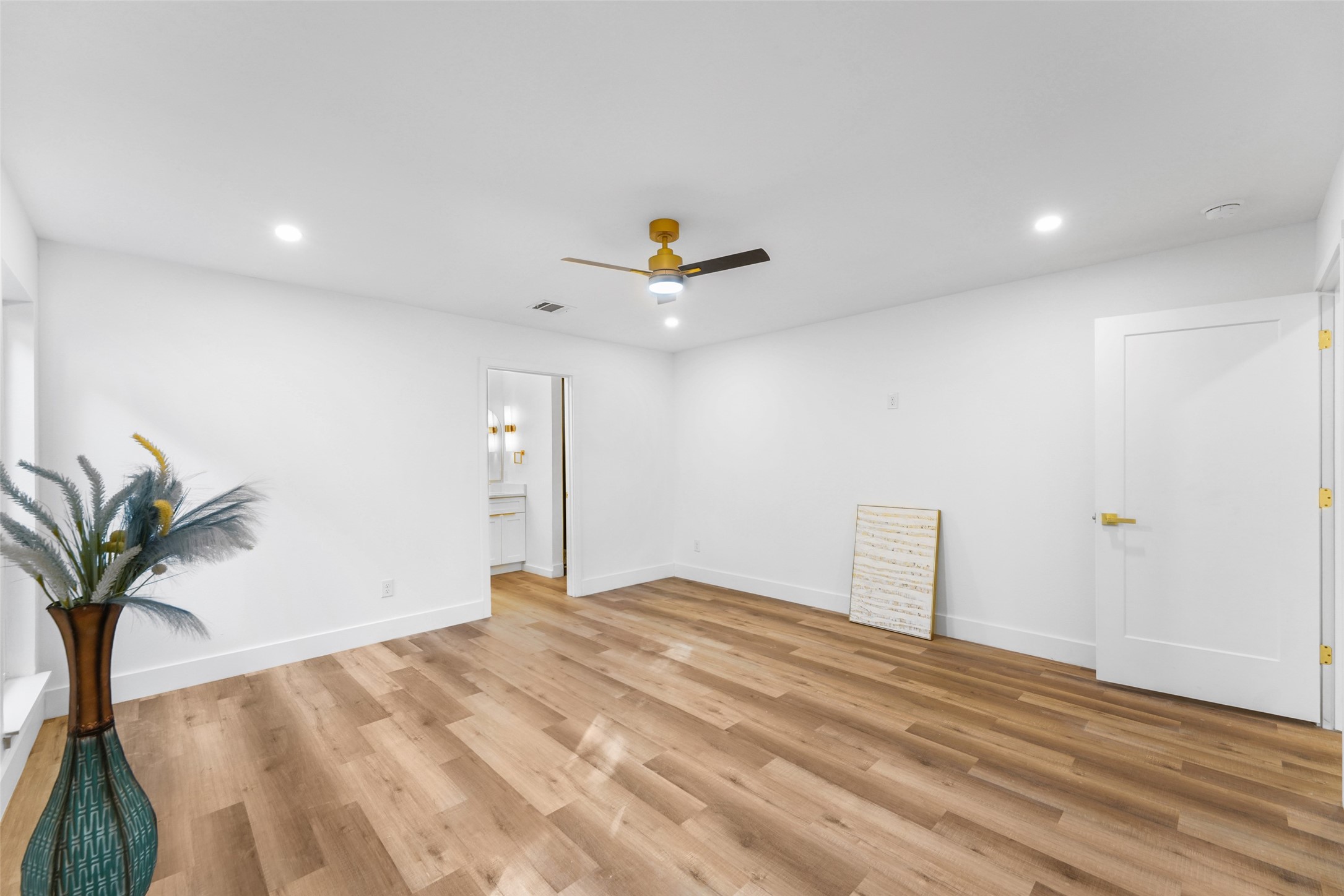 6619 Gentle Wind Lane Dallas TX 75248