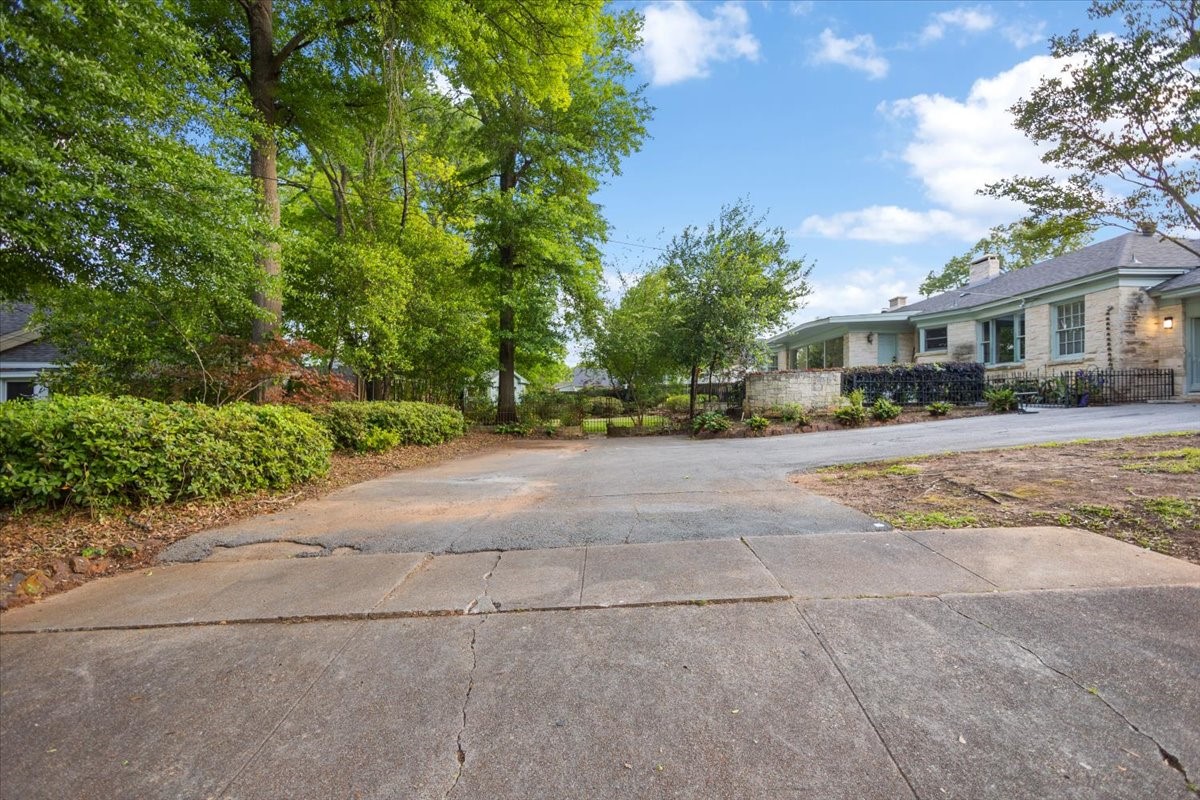 1420 S Donnybrook Avenue Tyler TX 75701