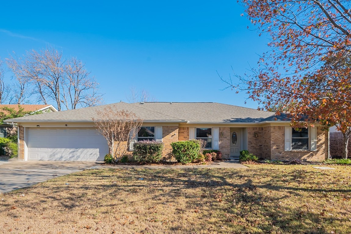 5512 Meadow Oak Street North Richland Hills TX 76180