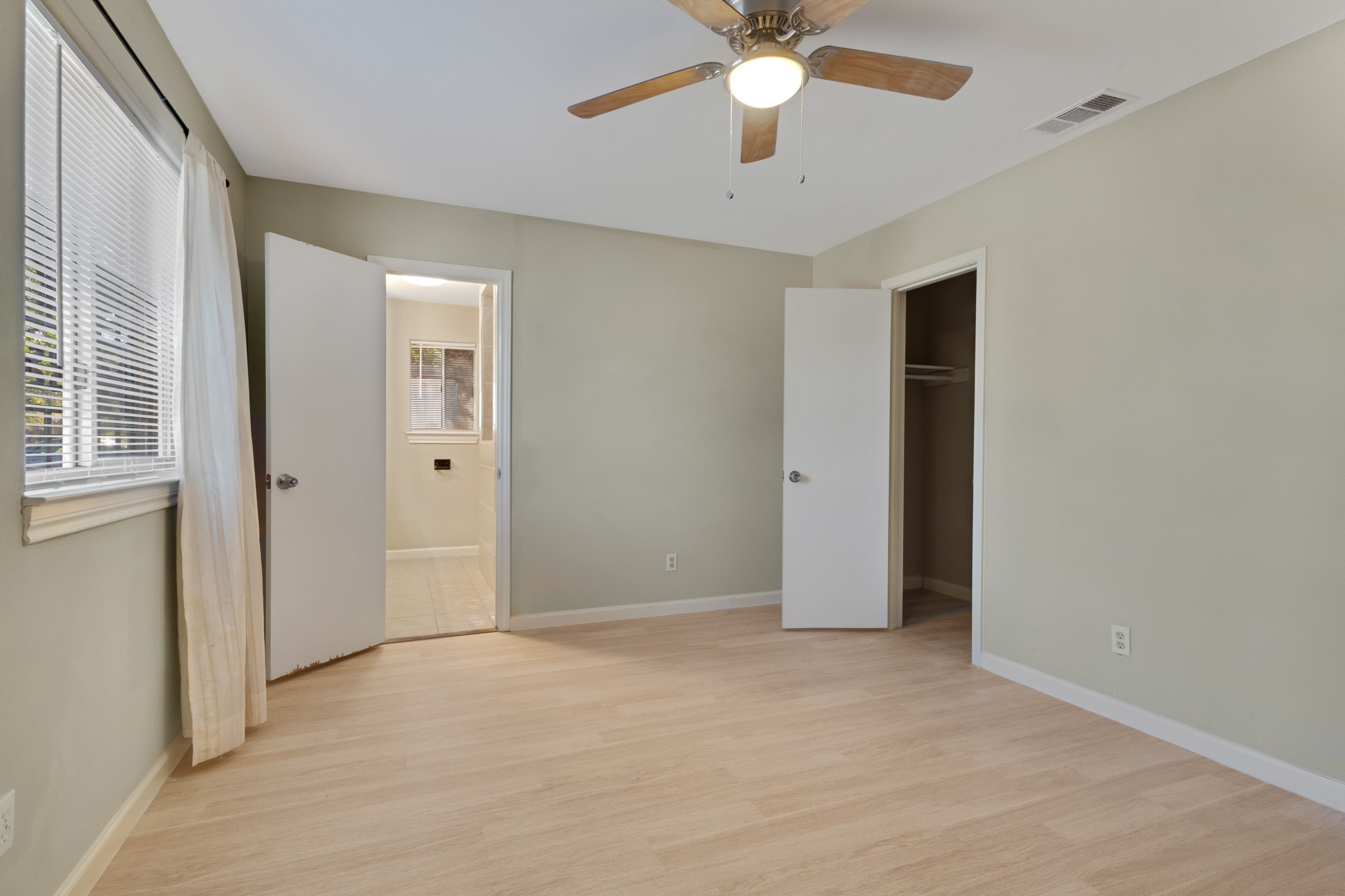 2821 N Bell Avenue Denton TX 76209