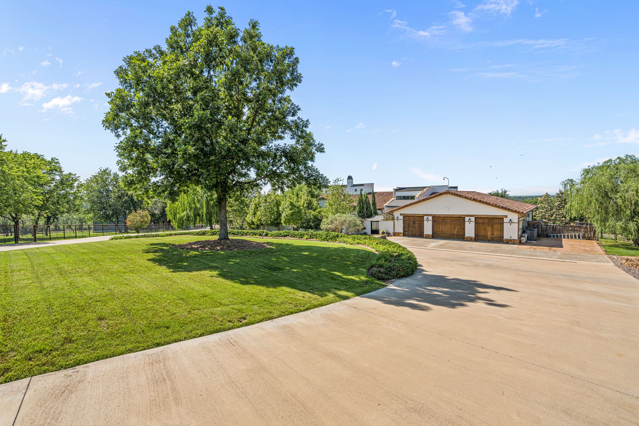 321 Verna Trail N Fort Worth TX 76108