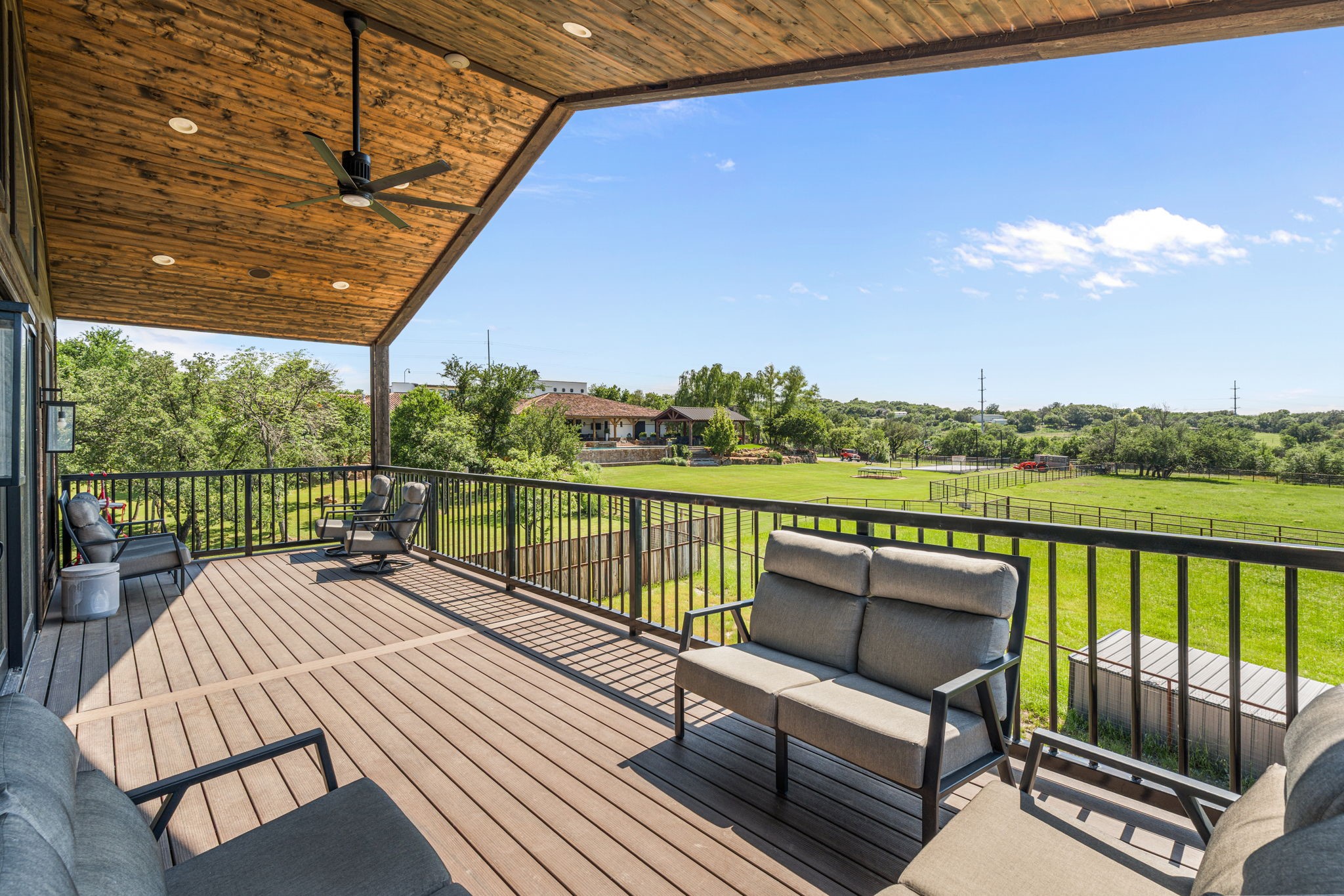 321 Verna Trail N Fort Worth TX 76108