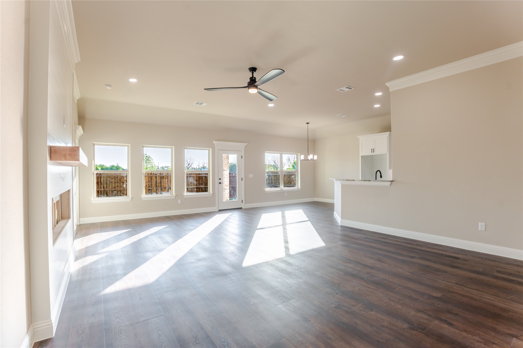 9213 Parkview Circle Tolar TX 76476