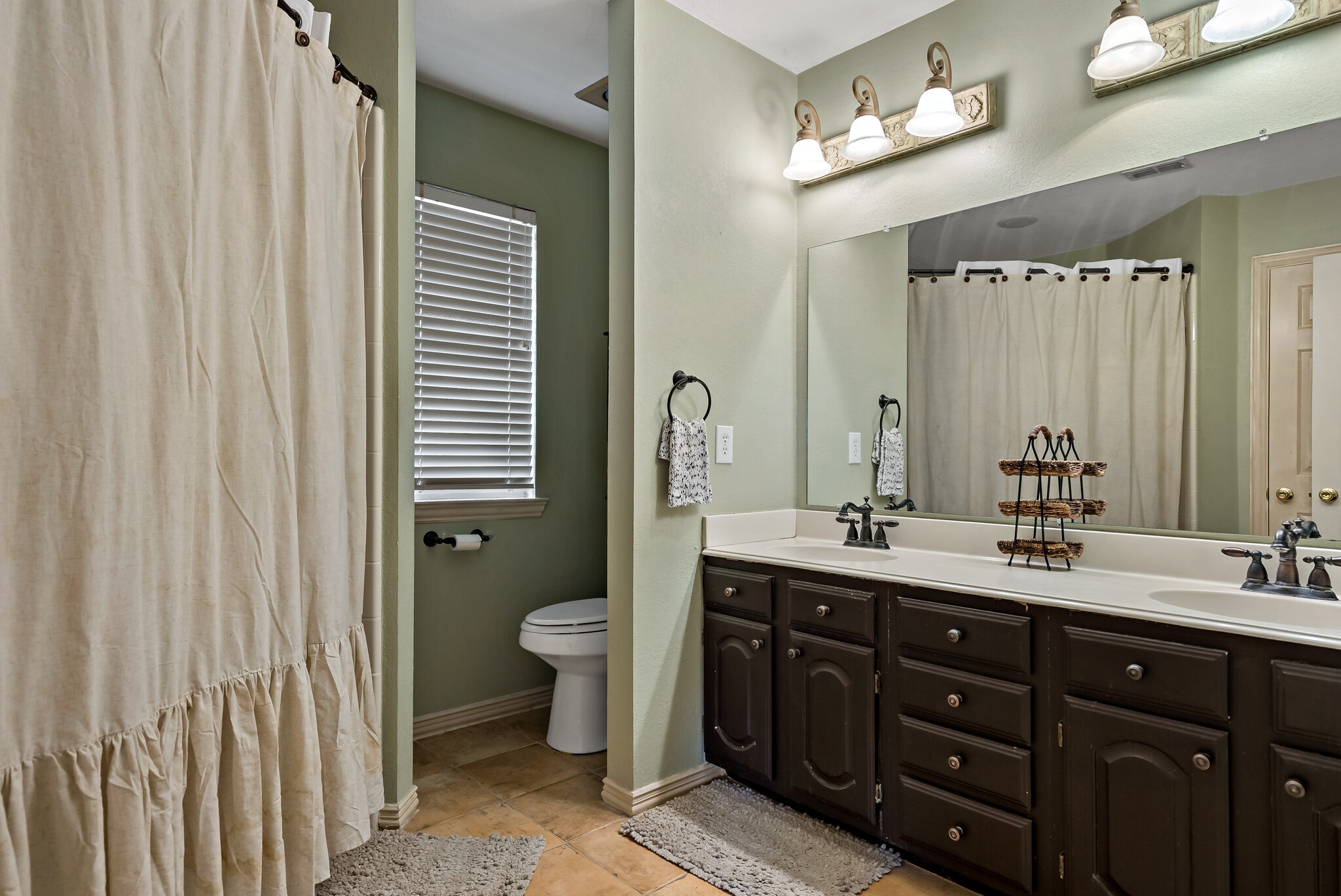 1802 Kelly Lane Rockwall TX 75087