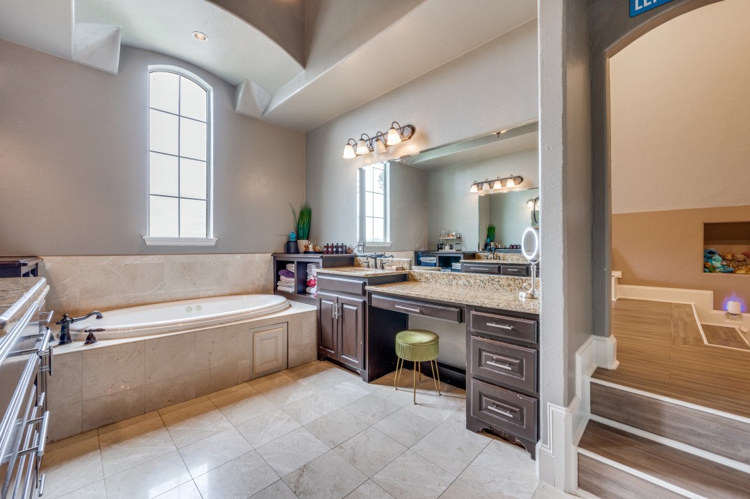 3336 University Park Lane Irving TX 75062