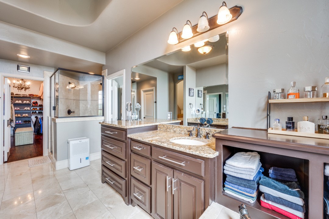 3336 University Park Lane Irving TX 75062