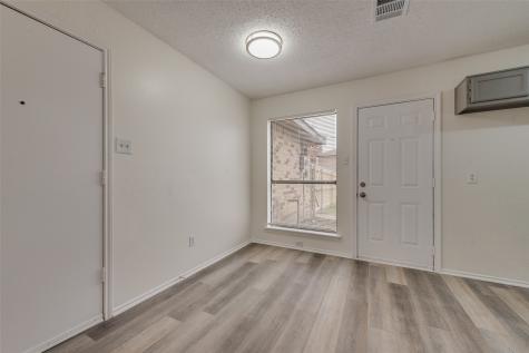 11805 Eloise Drive Balch Springs TX 75180