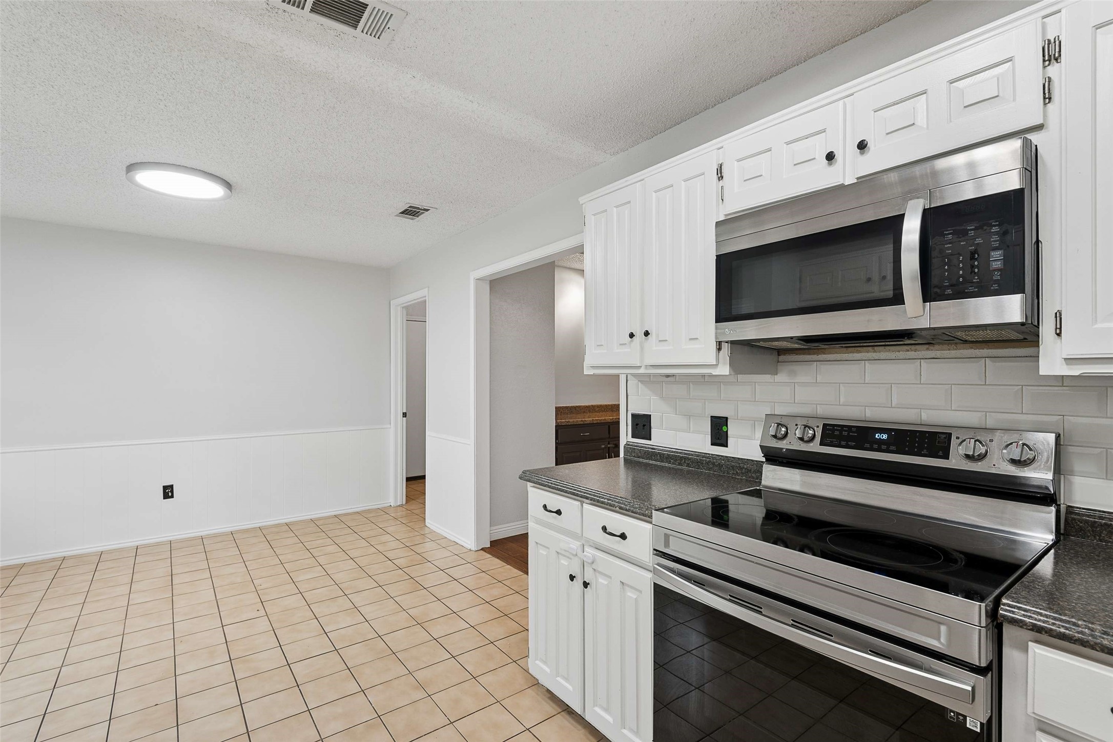 4100 Hemlock Street Fort Worth TX 76137