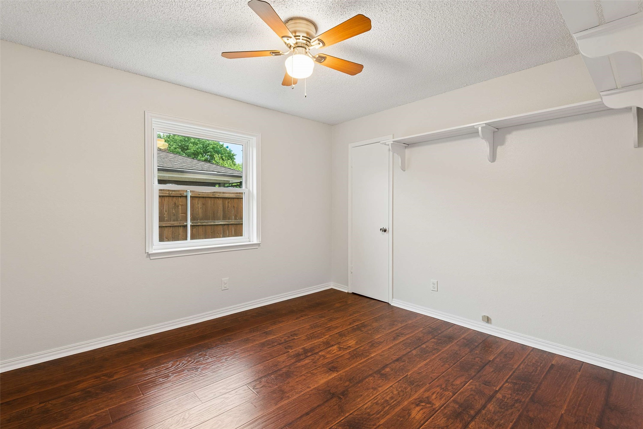 4100 Hemlock Street Fort Worth TX 76137