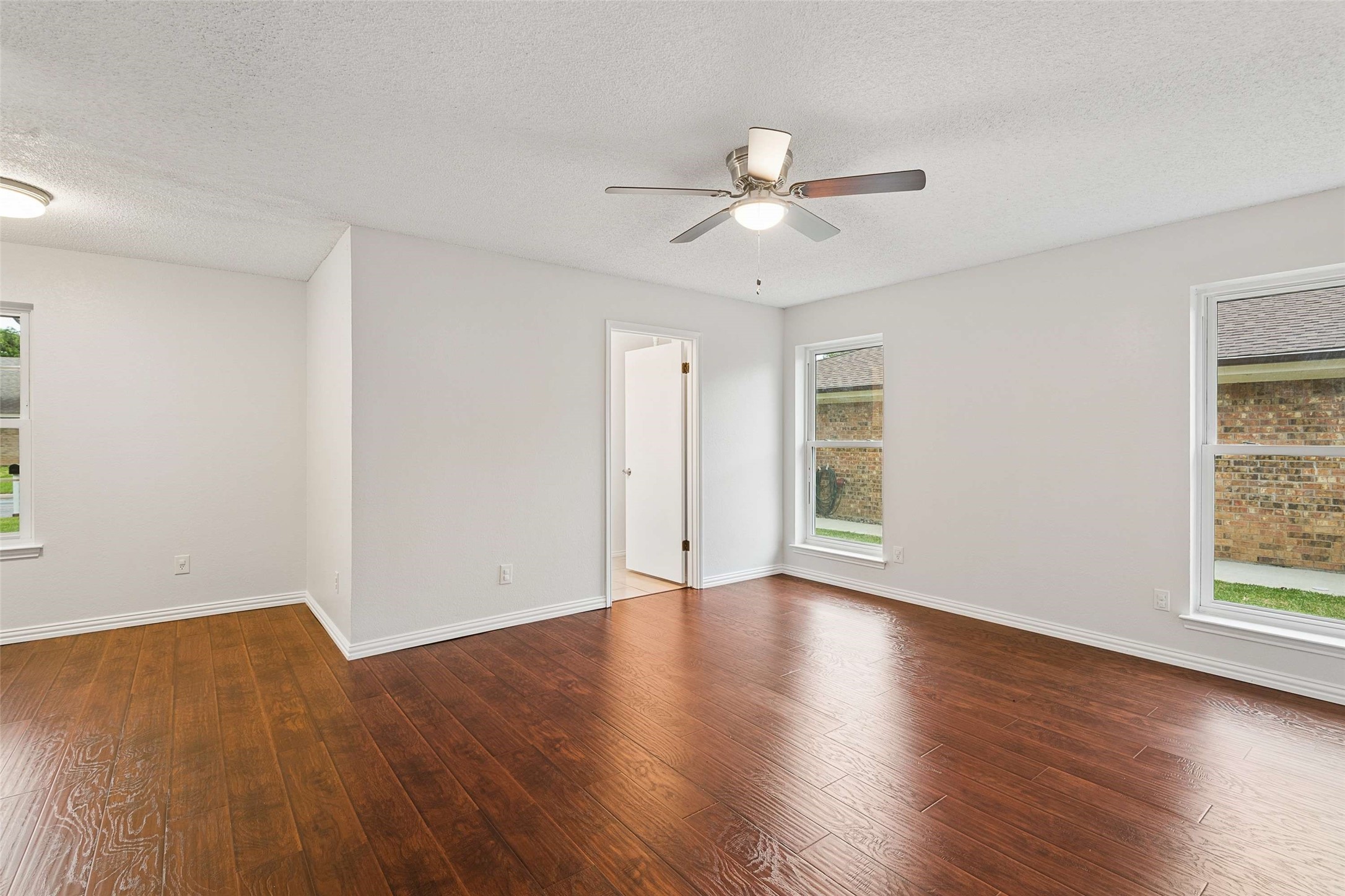 4100 Hemlock Street Fort Worth TX 76137