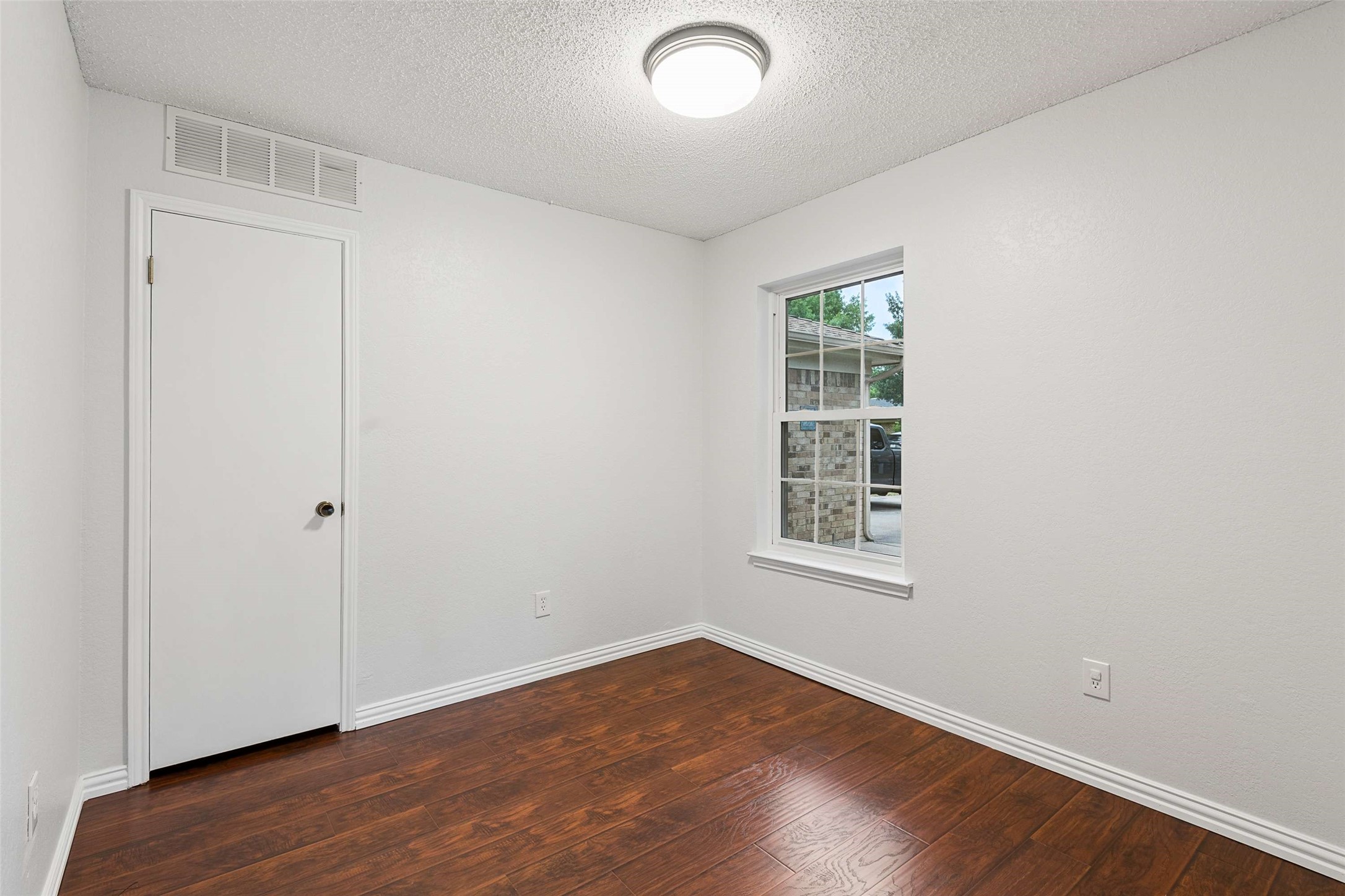 4100 Hemlock Street Fort Worth TX 76137