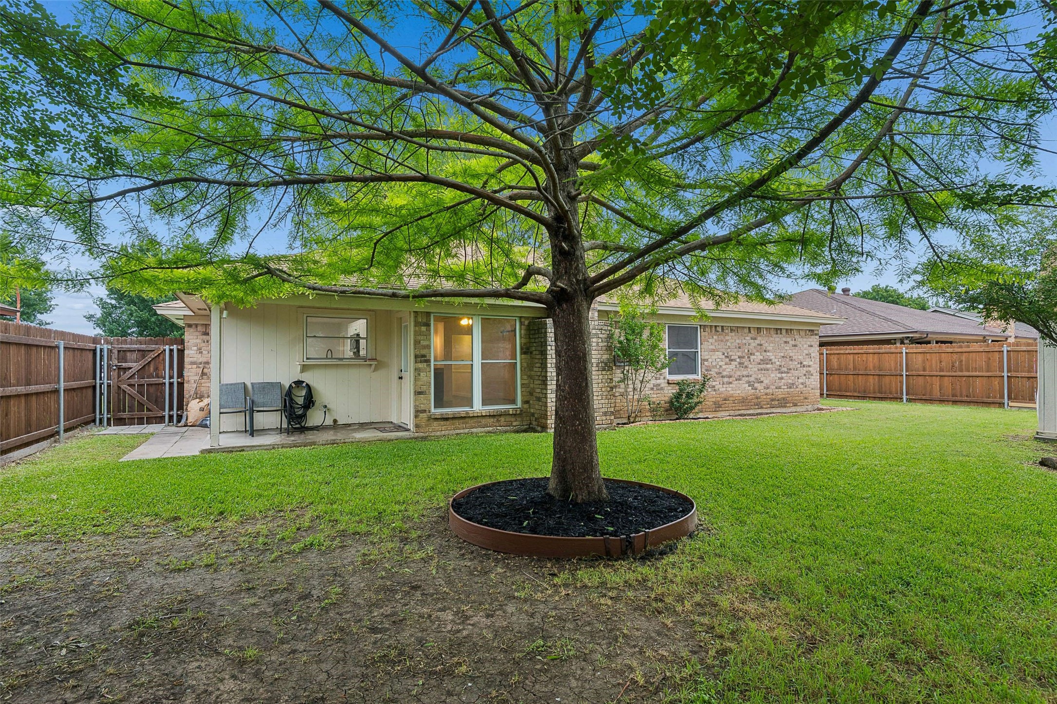4100 Hemlock Street Fort Worth TX 76137