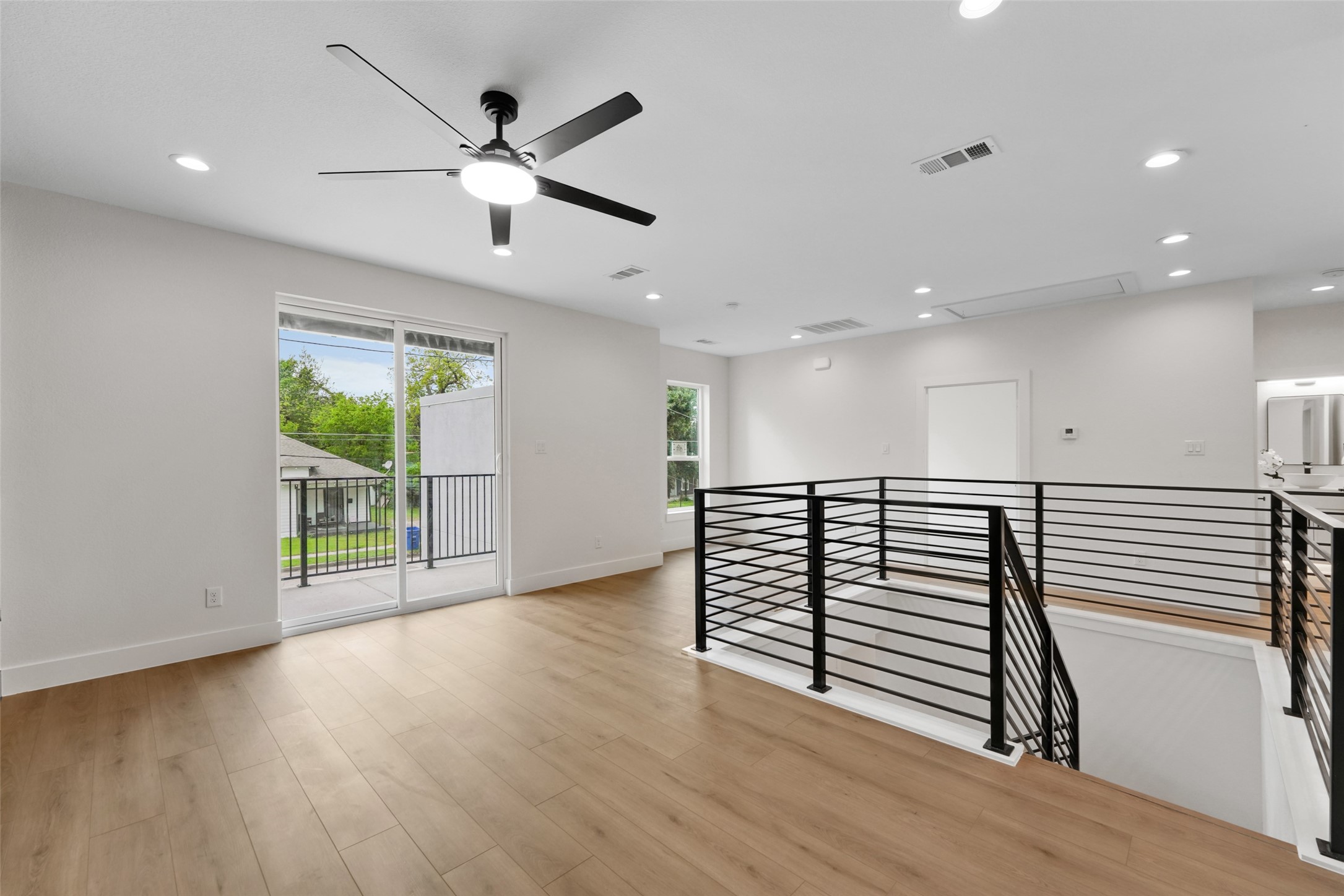 2312 Stoneman Street Dallas TX 75215