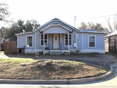 1130 W Hyman Street Stephenville TX 76401