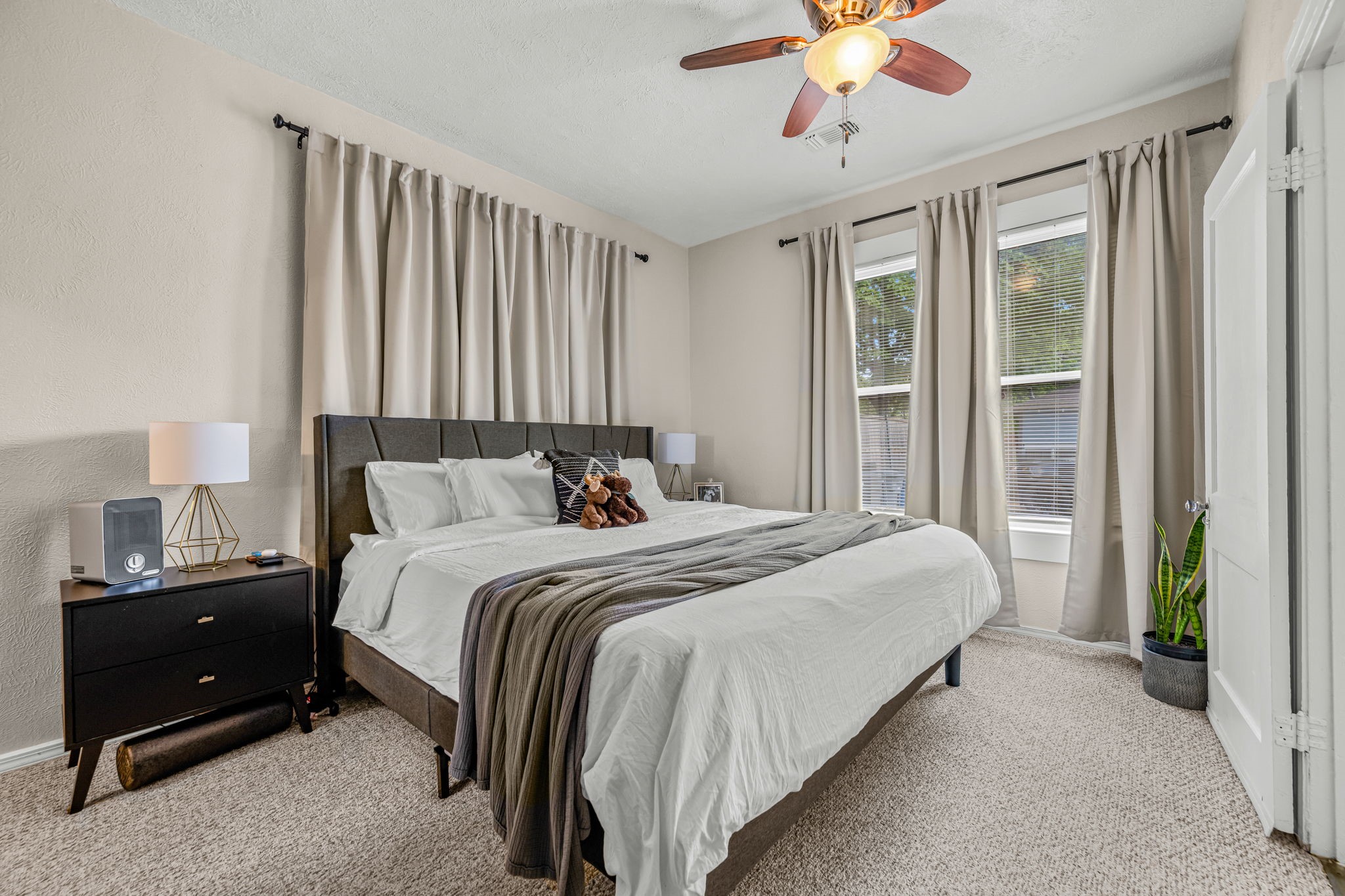 5802 Richmond Avenue Dallas TX 75206