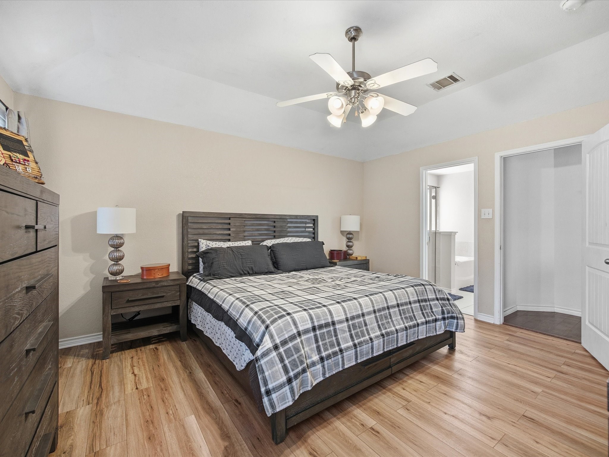 211 Carriage Drive Willow Park TX 76087