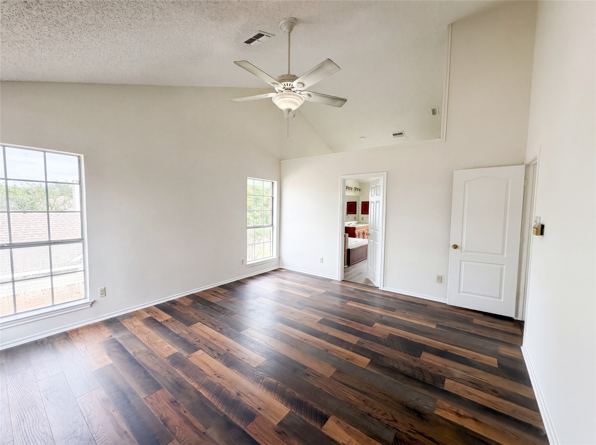 1213 Cardigan Street Garland TX 75040