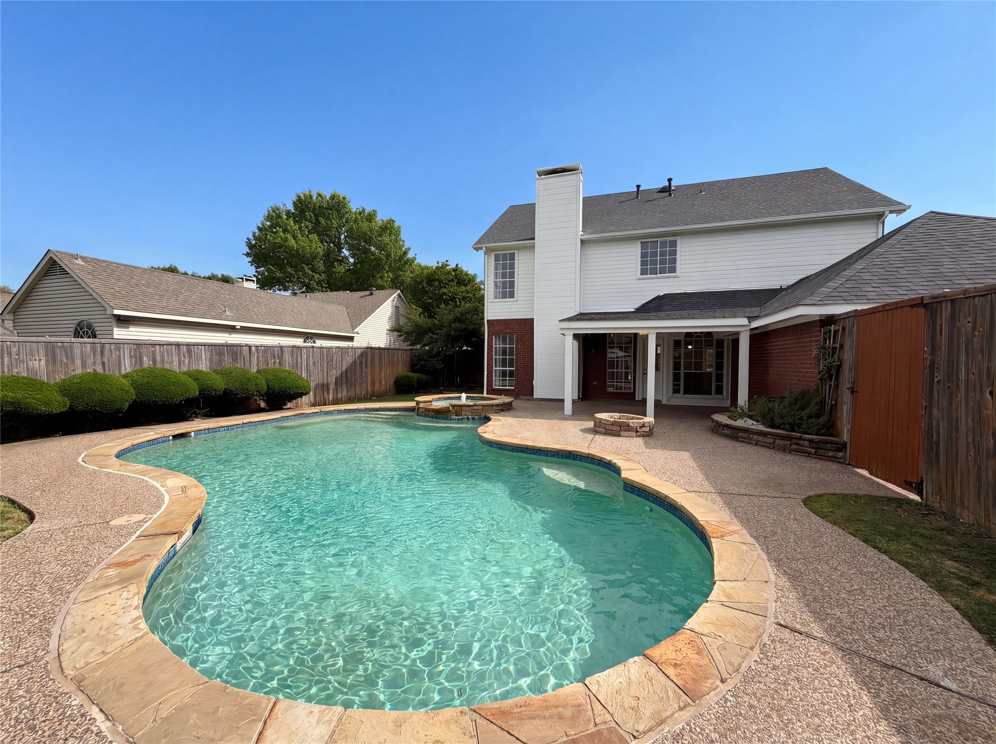 1213 Cardigan Street Garland TX 75040