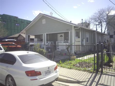 1515 Holly Avenue Dallas TX 75204